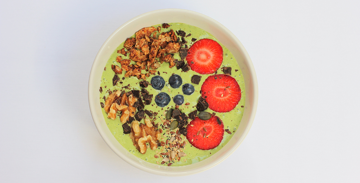Smoothie bowl tropical